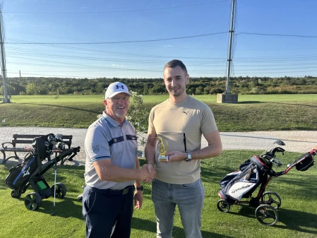 Golfozás szakképzett oktatóval - 4. galéria kép Kulcsár Akadémia