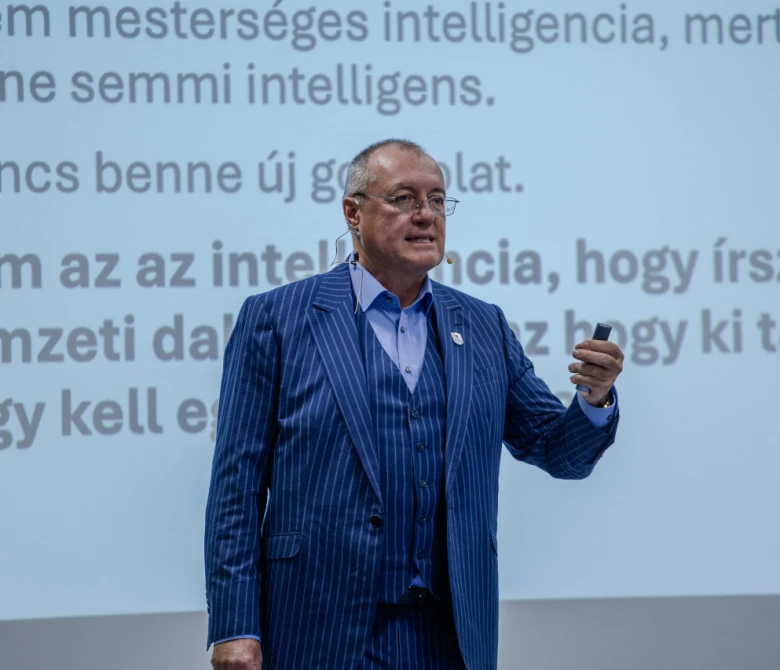 Kulcsár Akadémia - Lapozó 0